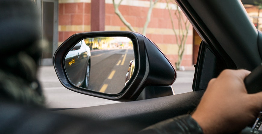 New 2019 Toyota Camry Hybrid Blind Spot Monitor With Rear Cross-Traffic Alert New 2019 Toyota Camry Hybrid Blind Spot Monitor With Rear Cross-Traffic Alert