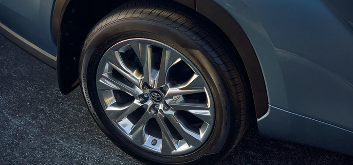 New 2020 Toyota Highlander 20-in. wheels New 2020 Toyota Highlander 20-in. wheels