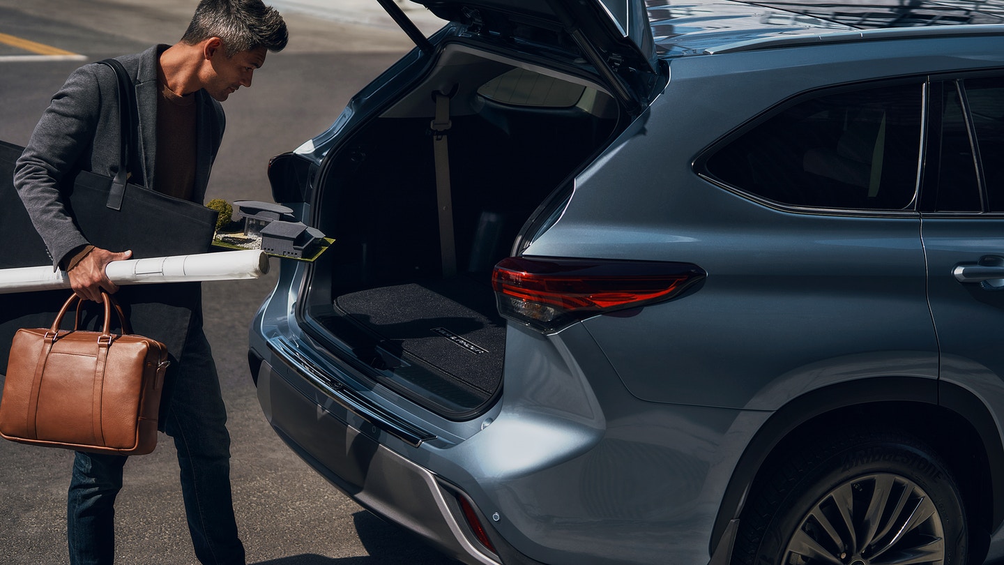 New 2020 Toyota Highlander Storage New 2020 Toyota Highlander Storage