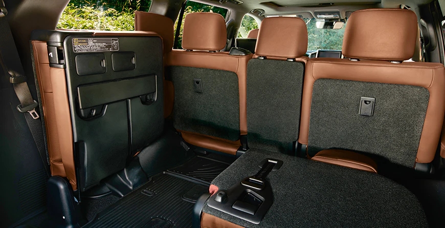 New 2020 Toyota Land Cruiser Foldaway third-row seats New 2020 Toyota Land Cruiser Foldaway third-row seats