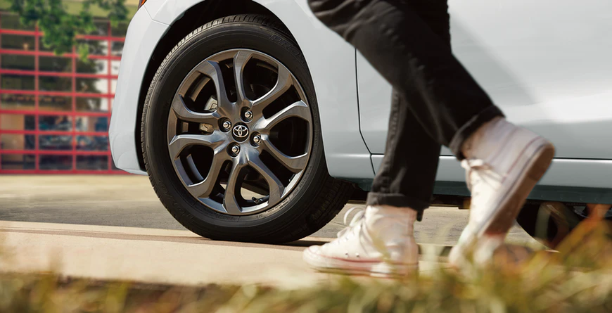 New 2020 Toyota Yaris 16-in. Split-Spoke Alloy Wheels New 2020 Toyota Yaris 16-in. Split-Spoke Alloy Wheels